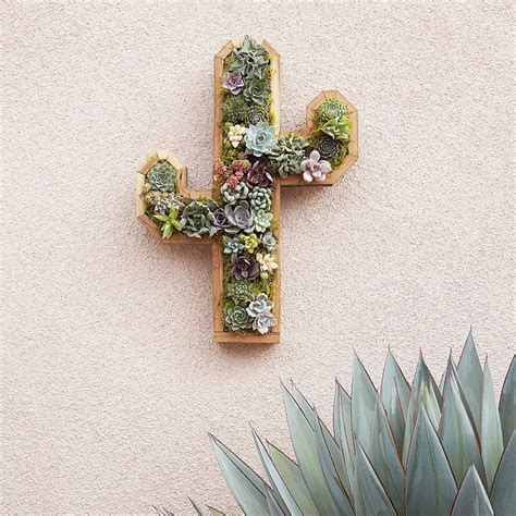 13 Outdoor Succulent Wall Garden Ideas | Succulent wall garden ...