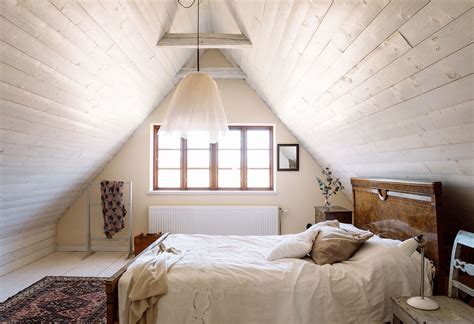 Tiny Attic Bedroom Ideas - Design Corral