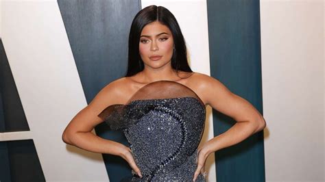 Kylie Jenner and Forbes: Inside their spat over her billionaire status ...