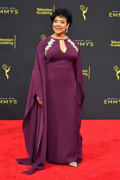 Phylicia Rashad In Tadashi Shoji @ 2019 Creative Arts Emmy Awards ...