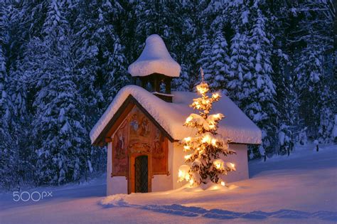 Illuminated Christmas Tree at Chapel in Winter Landscape, Bavaria ...