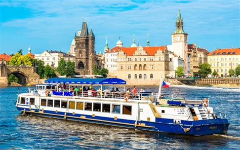 Croisières sur la rivière Vltava à Prague | Headout