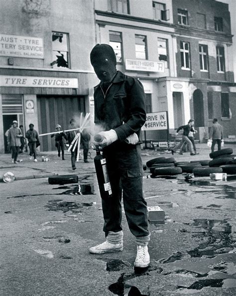 A Rioter at the 1981 Toxteth riots, Liverpool : pics