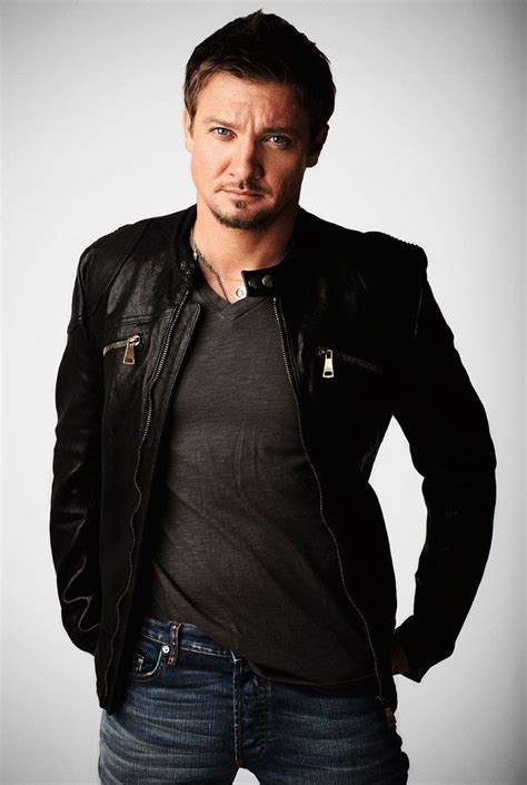 #JeremyRenner | Jeremy renner, Hot hollywood actors, Hollywood actor