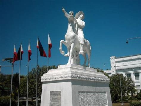 Gen. Gregorio del Pilar Monument - Malolos