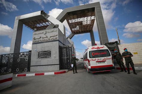 In Pictures: Egypt-Gaza Rafah border crossing opens for 3 days ...