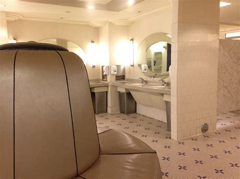 Top 5 restrooms at Disneyland