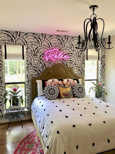 38 Unique And Bold Maximalist Bedroom Decor Ideas - DigsDigs