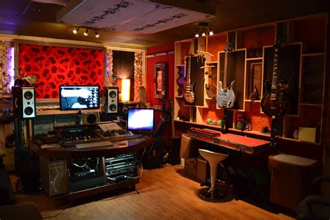Creative Music Production Studio | Home studio music, Recording studio ...