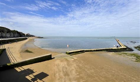 Walpole Bay - Beach in Margate, Thanet - Visit South East England