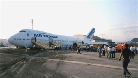 747 Air France gear up landing | Aviation accidents, Vintage aircraft ...