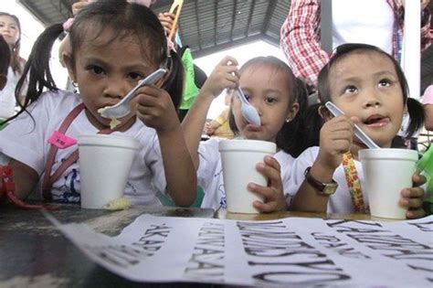 Over 100T children benefit DSWD-7’s feeding program | The Freeman