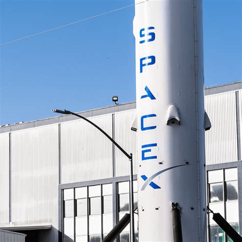 SpaceX headquarters in Hawthorne, California - Travel Off Path