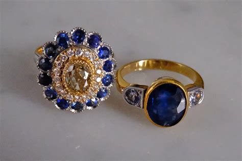 Blue Sapphire Three Stone Ring Platinum 18k | Gem Gardener