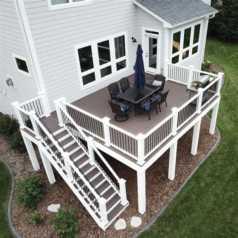 Azek Deck | Avad Construction