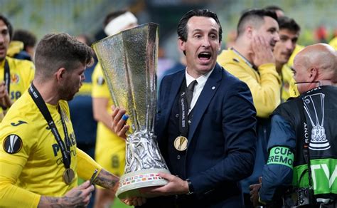 Unai Emery did it again: Funniest memes and reactions to Villarreal's win over Man Utd in Europa ...