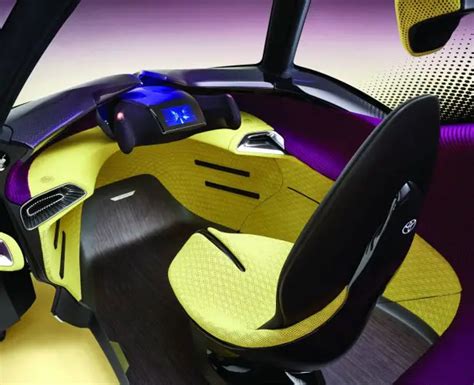 Toyota i-TRIL Concept Car for Urban Mobility in 2030 - Tuvie