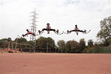 Stunt Stage Performers - Streets United