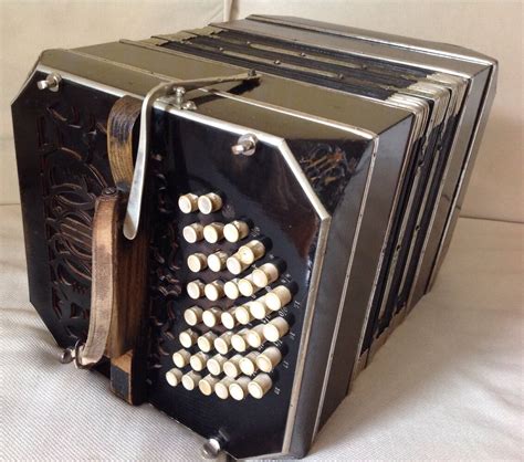 Bandoneon d’occasion - Zikinf