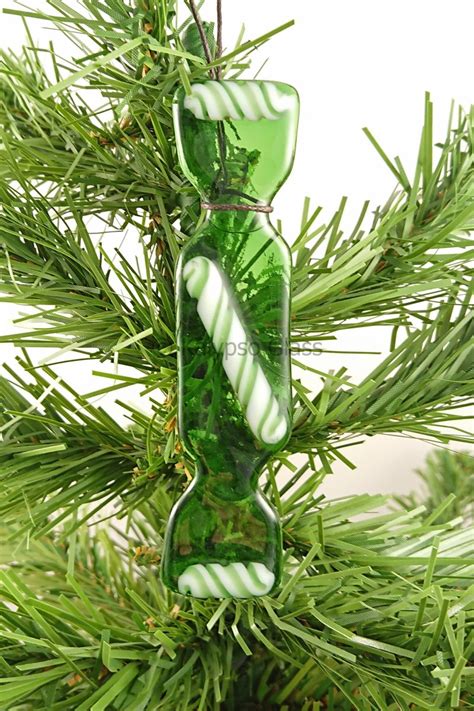 Kalypso Glass - Christmas Cracker Decoration