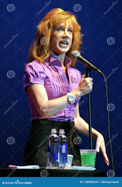 Kathy Griffin Performs Stand Up Editorial Photo - Image of comedy ...