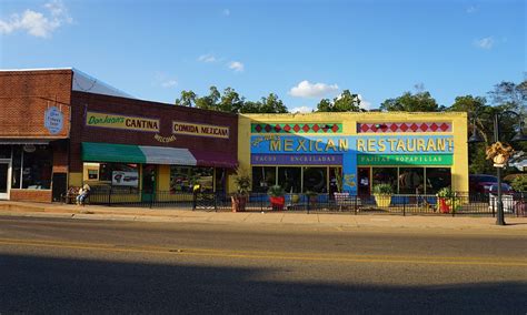 Hughes Springs, TX - Local Food Businesses - TexasRealFood