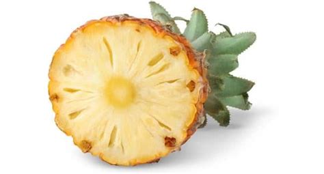 DO NOT throw away the pineapple core! Here's why | TheHealthSite.com