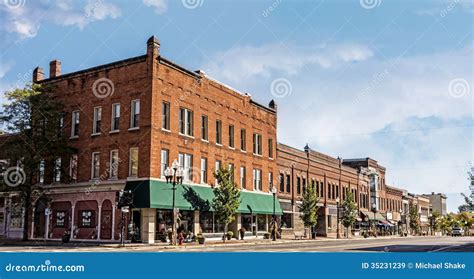 Small Town Main Street Royalty Free Stock Images - Image: 35231239