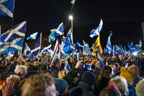 Scottish Independence Support Rises in Polls After Court Rules on Referendum - Bloomberg