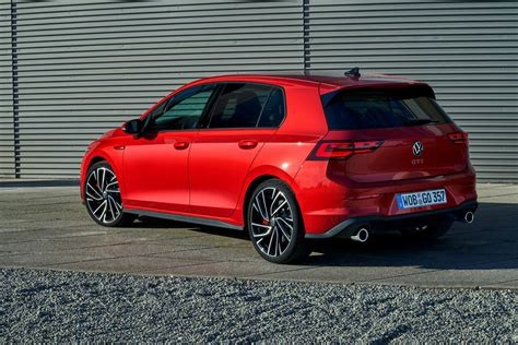 Volkswagen Golf GTI (2020) | Reviews | Complete Car