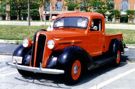 File:Plymouth pickup truck red and black Baltimore MD.jpg - Wikimedia ...