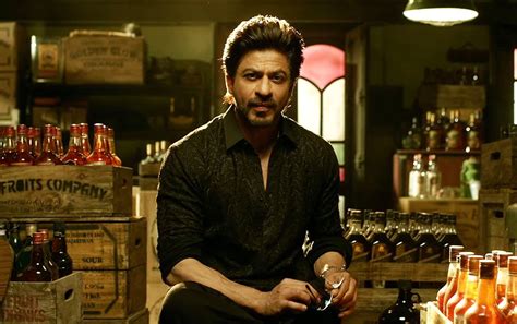 Raees [2017] : A two hour long SRK Swag-fest, in a Good Way. - High On Films