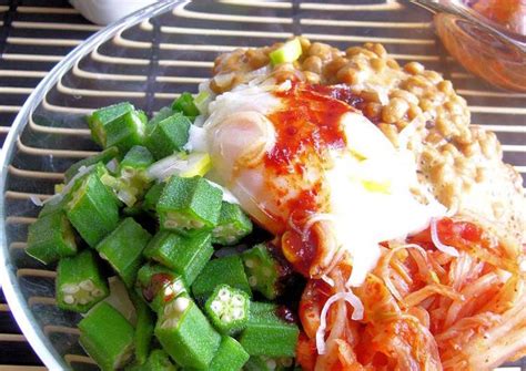 Okra, Natto, and Kimchi Rice Bowl Recipe by cookpad.japan - Cookpad