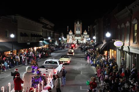 Bardstown Christmas 2024 Toyota - Alane Auguste