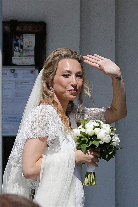 VOICI Mariage de Laura Smet : les photos de la cérémonie dévoilées ...