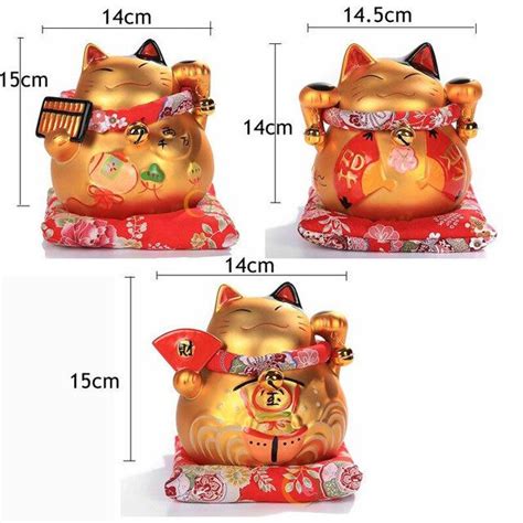 Golden Lucky Cat Statue in 2022 | Cat statue, Lucky cat, Statue