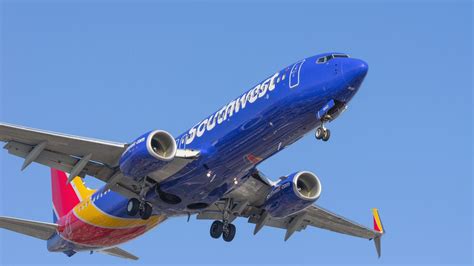 Southwest pilots authorize a strike with decisive vote | Fox Business