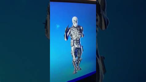 the new fortnite emote - YouTube