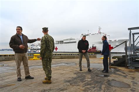 PHOTOS: USNS Comfort hospital ship arrives in NYC | 6sqft