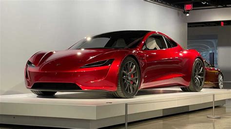 Tesla Roadster At Petersen Automotive Museum: 0-60 MPH In 1.1 Sec - Car in My Life