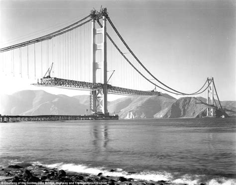 Images show the Golden Gate Bridge being built as it turns 80 | Golden gate bridge, Foto ...