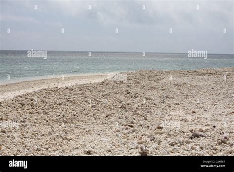 Paracel islands hi-res stock photography and images - Alamy