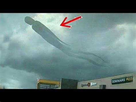 Top 10 Strange Phenomena in the Sky Caught on Camera [2017 ...