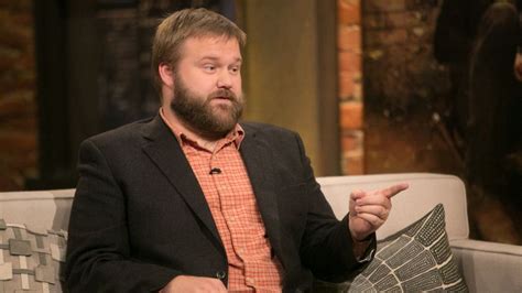 Comic-Con: Robert Kirkman Talks 'Walking Dead,' 'Invincible' and More