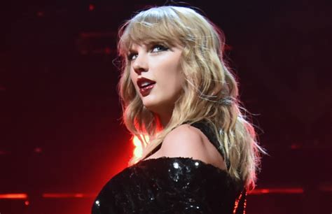 Taylor Swift Scores Big Victory in "Shake It Off" Lawsuit | Complex