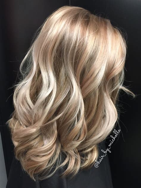 Hair/Beauty Blonde Highlights / Blonde Dimensional Color | Hair styles, Hair color 2018, Latest ...