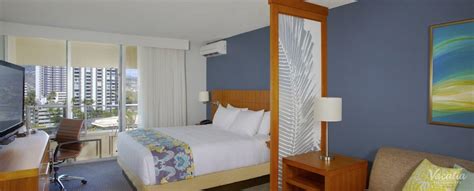 Hyatt Place Waikiki Beach | Oahu Hotels in Hawaii