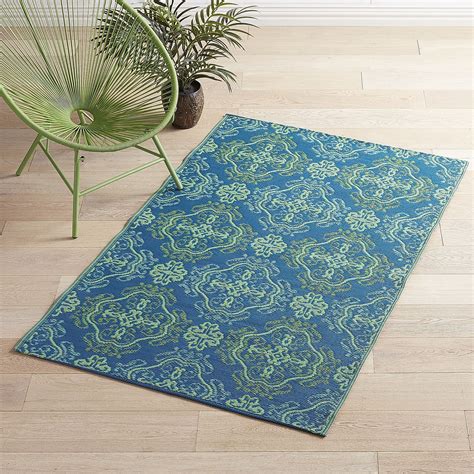 Waterproof Outdoor Boho Medallion 4x6 Rug | Small porch decorating, Medallion rug, Porch decorating