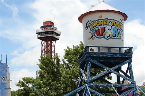 This is the Looney Tunes USA water tower and oil derrick tower at Six ...