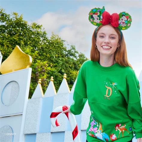 Disneyland Resort Magic Key Pre-Sale Open This Weekend for 2023 Christmas Merchandise - Disney ...
